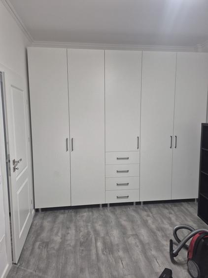 Apartament cu 2 camere decomandat în Rovine