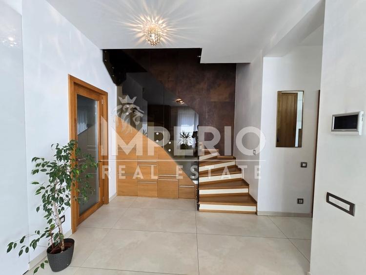 Duplex cu 4 camere cu Canalizare în Borhanci
