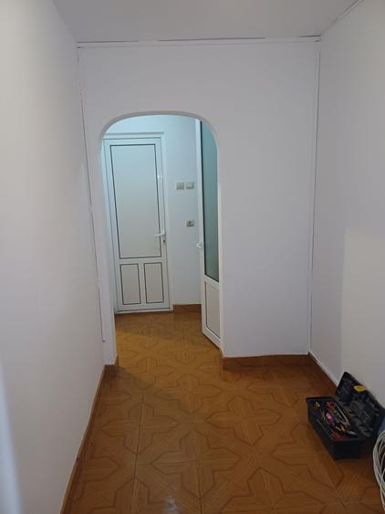 Casă cu 4 camere în Exterior Vest
