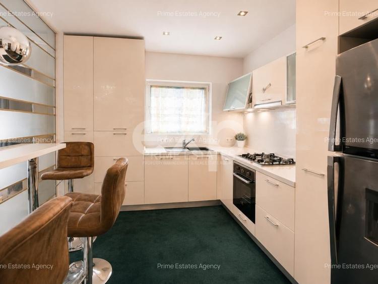 Apartament cu 4 camere decomandat, mobilat în Voluntari