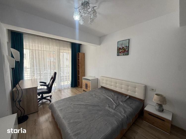 Apartament cu 3 camere în Cetate