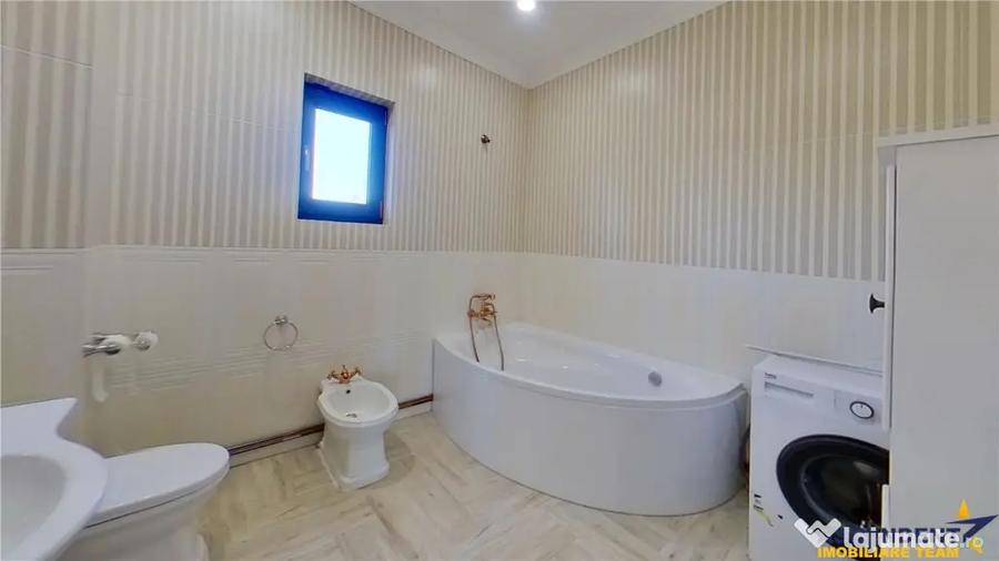 Casă cu 5 camere cu Teren 1532 Mp în Șinca