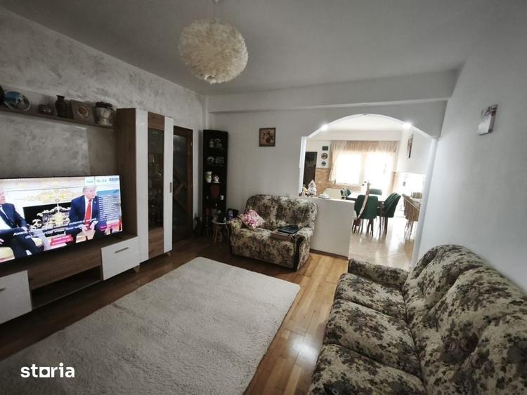 Apartament cu 4 camere în Central