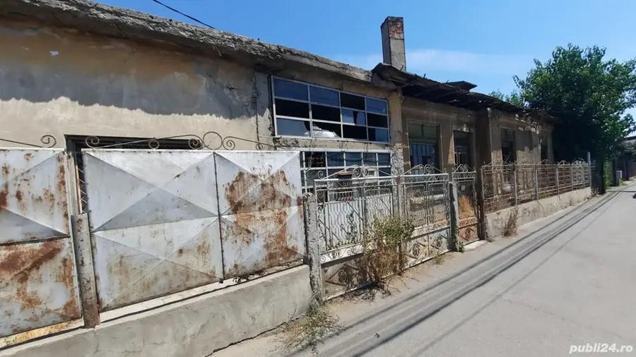 Casă cu 6 camere cu Teren 3500 Mp în Transilvaniei