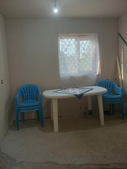 Casă individuală cu 2 camere cu Teren 719 Mp în Hodoni
