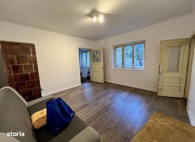 Casă cu 2 camere cu Teren 1642 Mp în Bonț