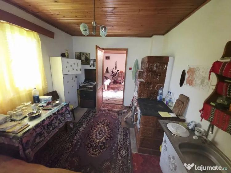 Casă cu 3 camere cu Teren 803 Mp în Bistrița