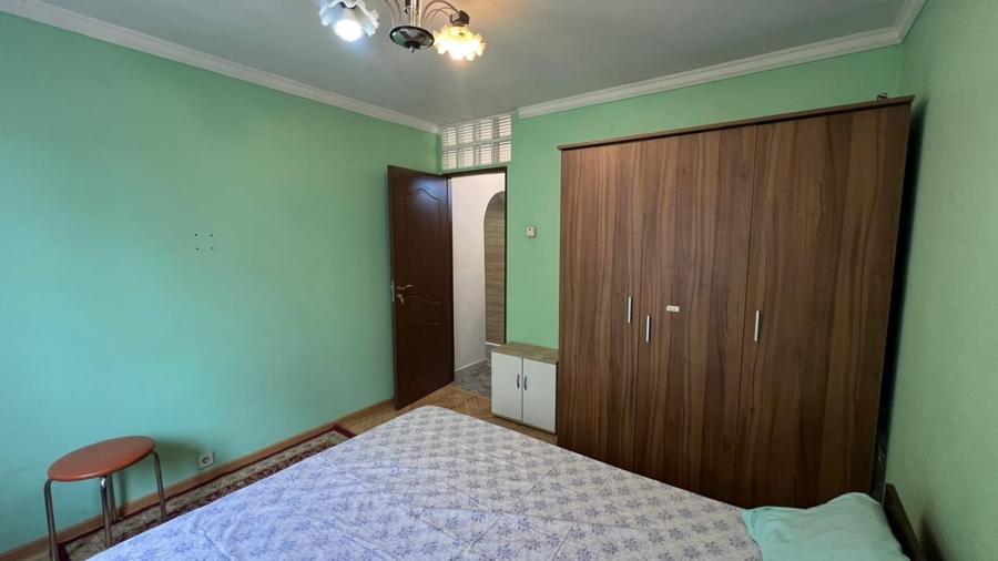 Apartament cu 3 camere decomandat, mobilat în Dristor