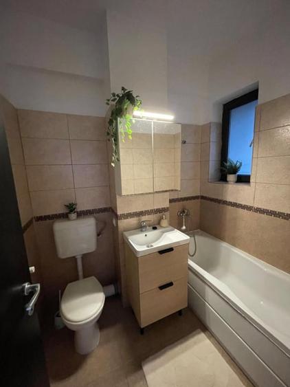 Apartament cu 2 camere decomandat, mobilat în Vatra Luminoasă
