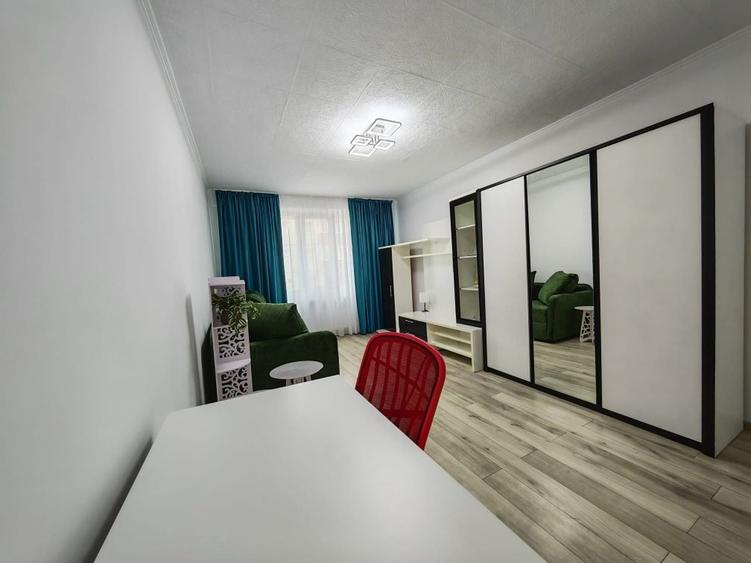 Apartament cu 2 camere decomandat în Astra