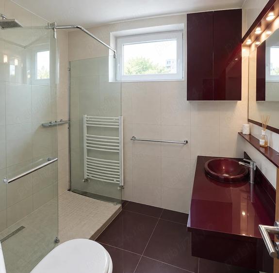 Apartament cu 3 camere decomandat în Ultracentral