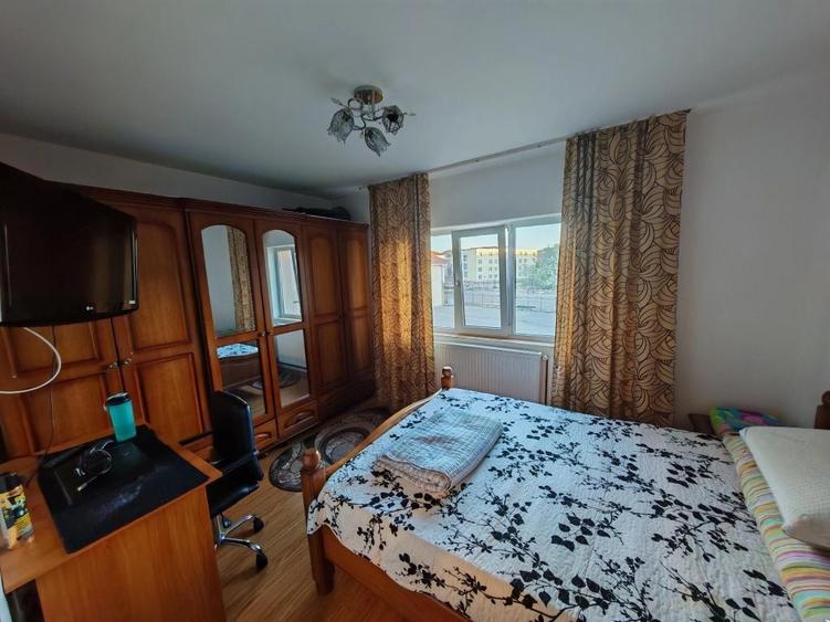 Apartament cu 2 camere semidecomandat în Debarcader