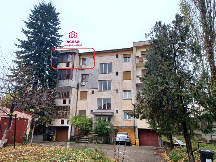 Apartament cu 3 camere decomandat în Central