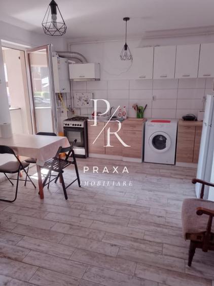 Apartament cu 2 camere semidecomandat, mobilat în Florești