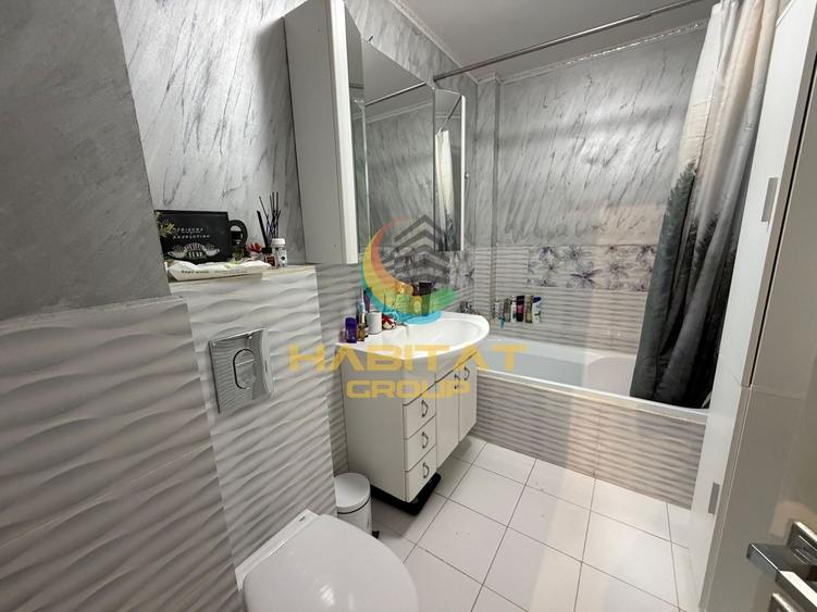 Apartament cu 3 camere decomandat, mobilat în Sud