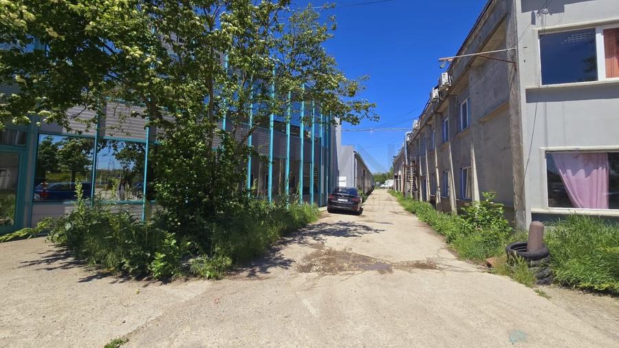 Birou, de 140 mp, în Central