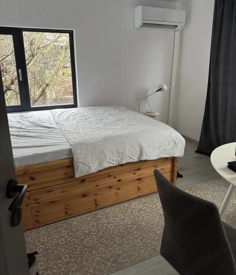 Casă cu 5 camere cu Teren 230 Mp în Copou