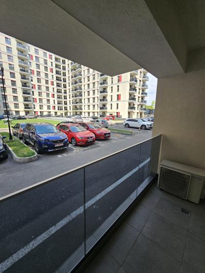 Apartament cu 3 camere decomandat în Lujerului
