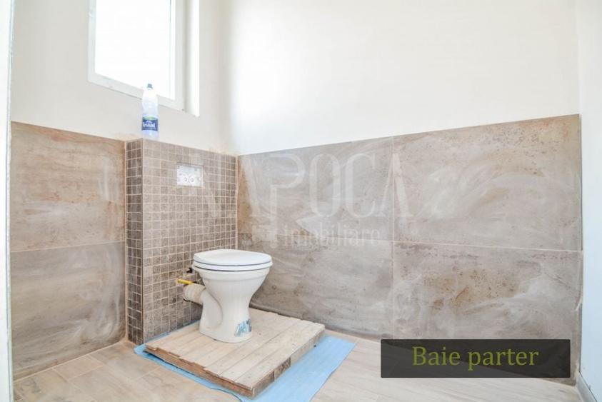 Duplex cu 5 camere cu Canalizare în Florești