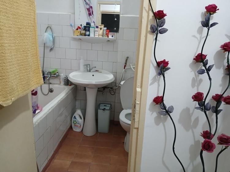 Apartament cu 3 camere decomandat în Nord