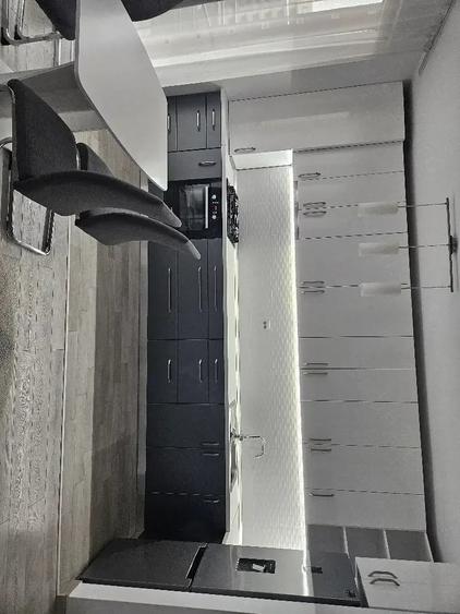 Apartament cu 2 camere decomandat în Torontalului