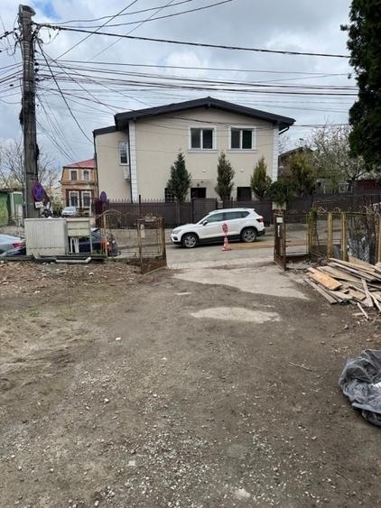 Apartament cu 3 camere decomandat în Semicentral
