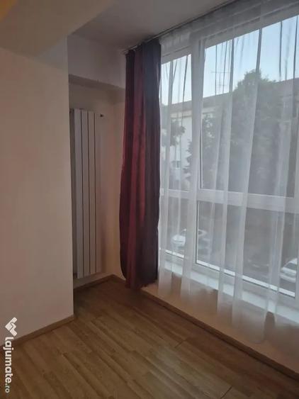 Garsonieră decomandată în Iosia