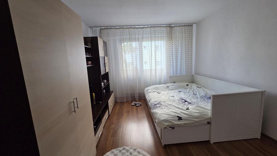 Proprietar, inchiriez apartament bld. Iuliu Maniu - 5
