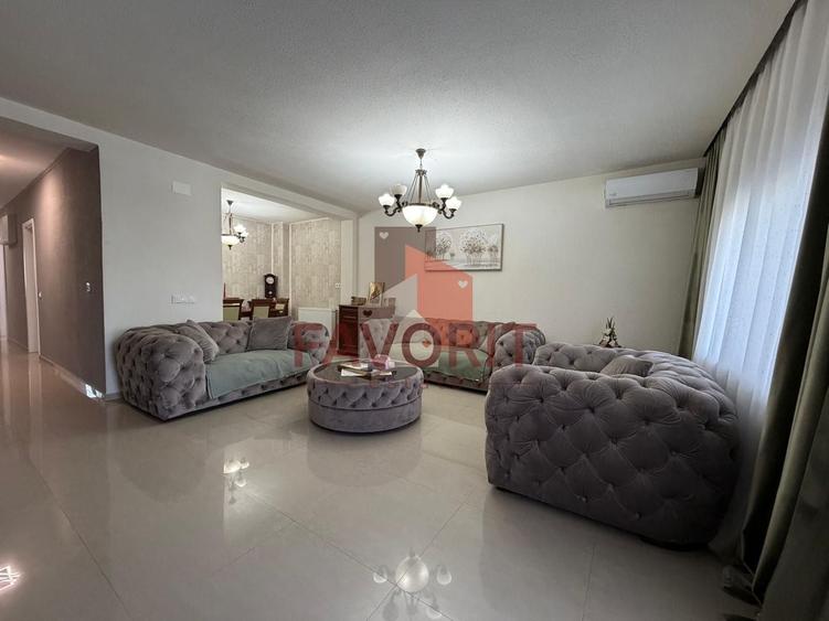 Duplex cu 4 camere cu Canalizare în Aradului