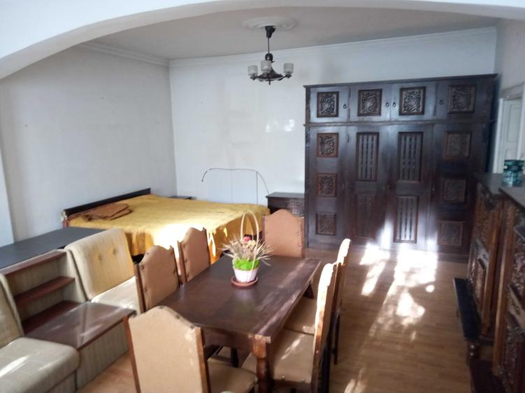 Casă cu 4 camere cu Teren 170 Mp în Sud