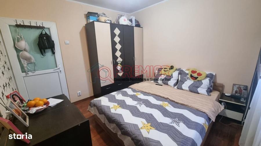 Apartament cu 3 camere, mobilat în Central