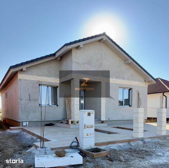 Casă cu 4 camere cu Teren 430 Mp în Biharia