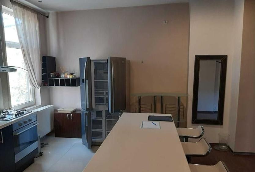 Unirii | 4 Camere in Vila  | Parcare | Metrou | 2 Bai - 5