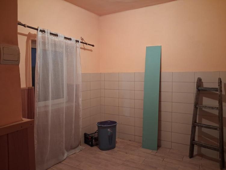 Casă individuală cu 3 camere cu Teren 350 Mp în Feldioara