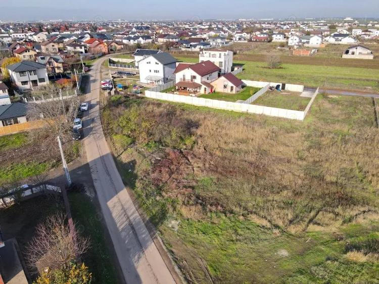 Teren de 7032 mp, în Berceni