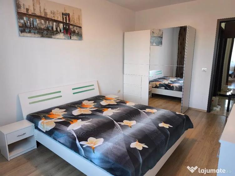 Apartament cu 2 camere decomandat în Sud