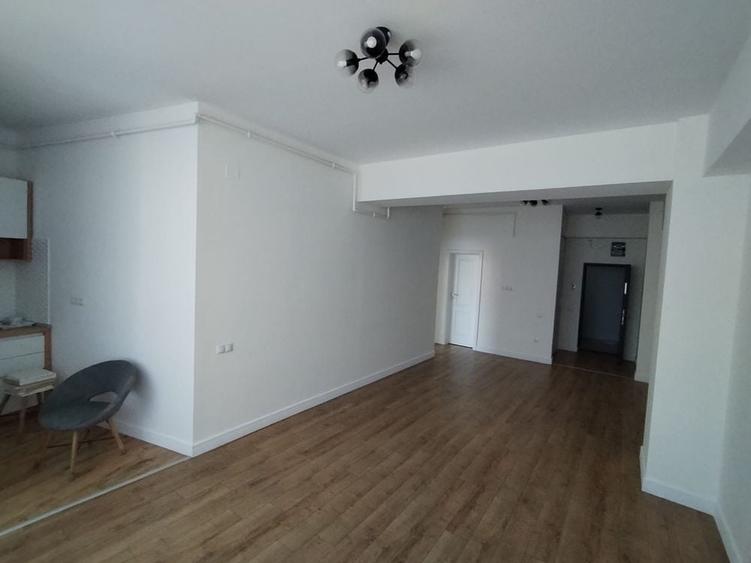 Apartament cu 2 camere în Frații Golești