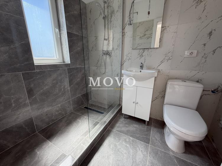 Duplex cu 4 camere cu Canalizare în Moșnița Nouă