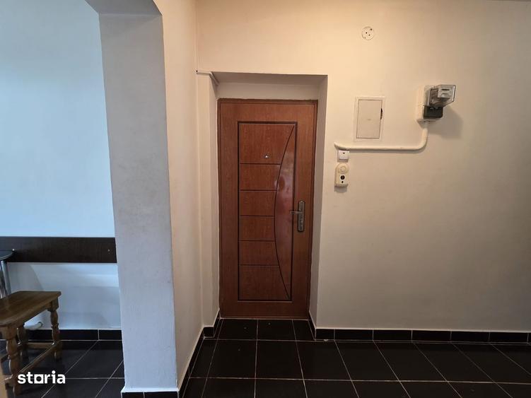 Apartament cu 2 camere decomandat în Deve