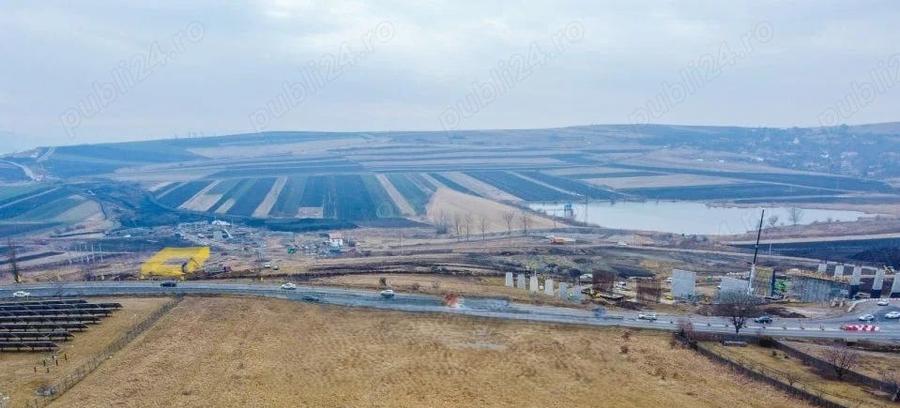 Teren de 5300 mp, în Tureni