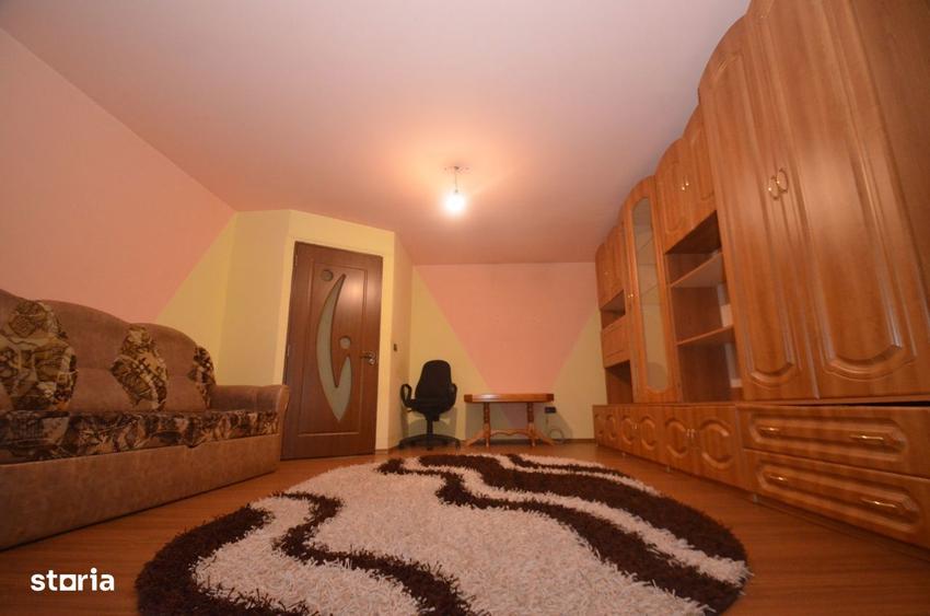 Apartament cu 2 camere decomandat, mobilat în Freidorf