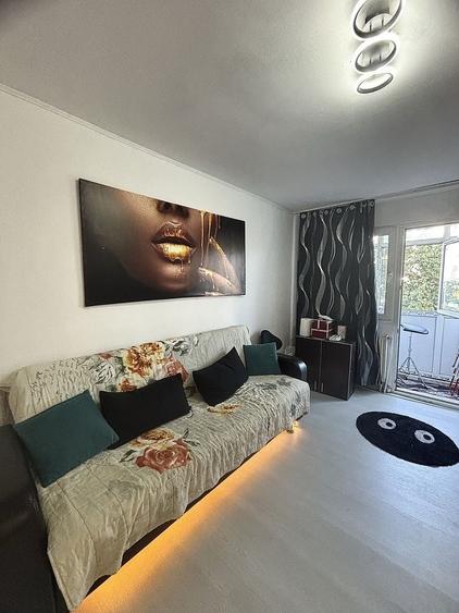 Apartament cu 2 camere decomandat în Sălaj