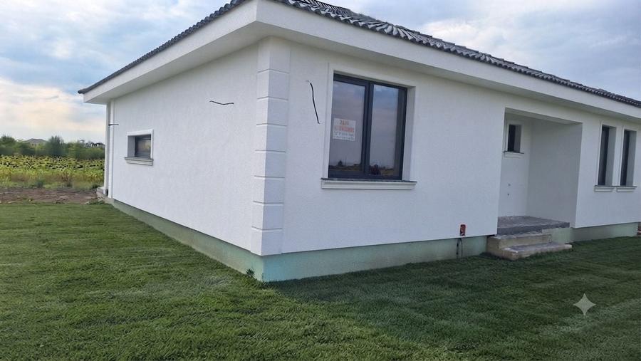 Casă cu 3 camere în Central