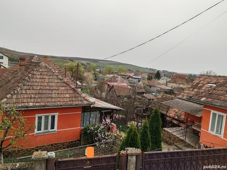 Casă cu 4 camere cu Teren 580 Mp în Central