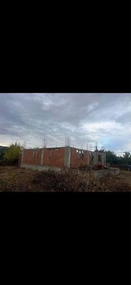 Casă cu 4 camere în Suraia