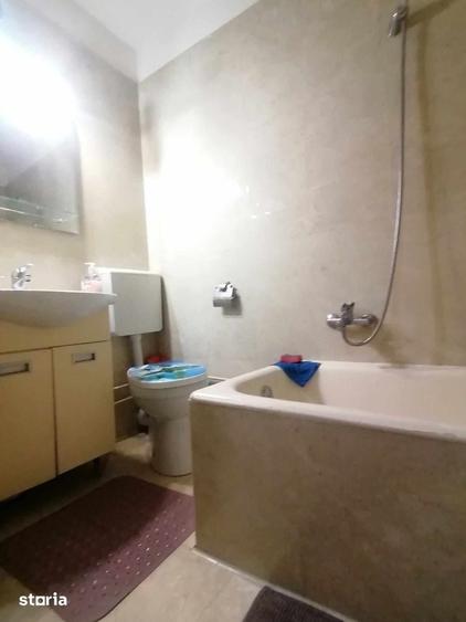 Garsonieră decomandată în Timpuri Noi