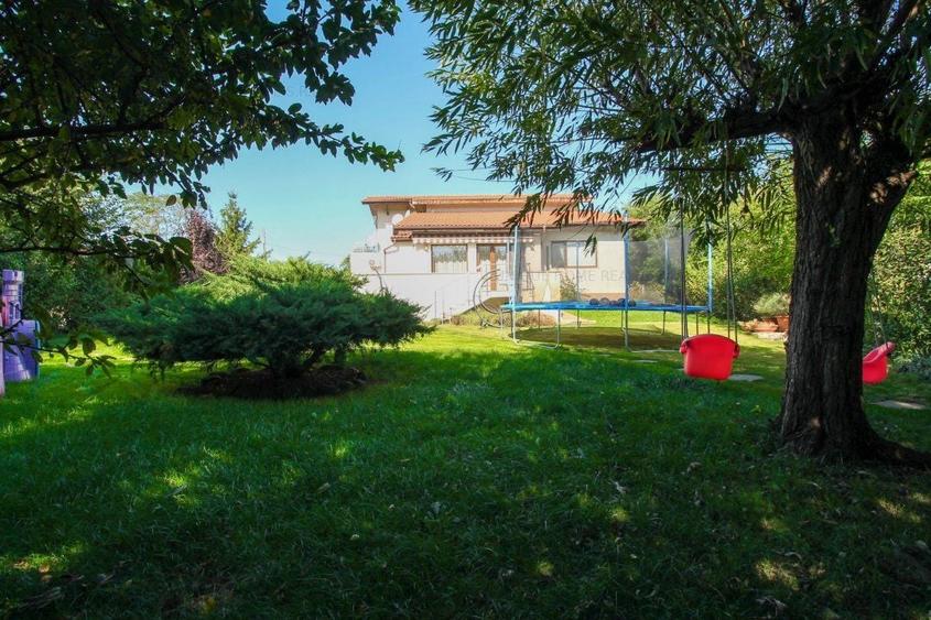 Casă cu 5 camere cu Canalizare în Tâncăbești