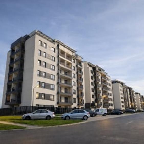 Apartament cu 3 camere decomandat, mobilat în Pipera