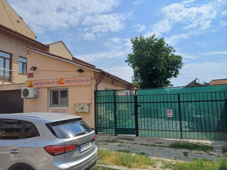 Spațiu comercial, de 40 mp, în Gara