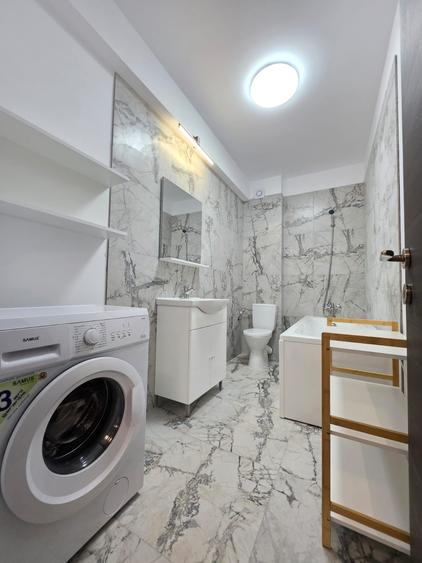 Apartament cu 2 camere semidecomandat în 1 Decembrie